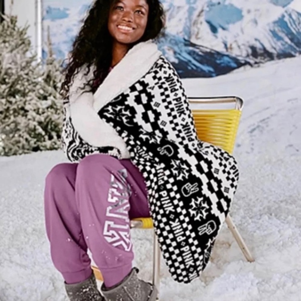 New in bag VS Fairisle Sherpa Blanket!
